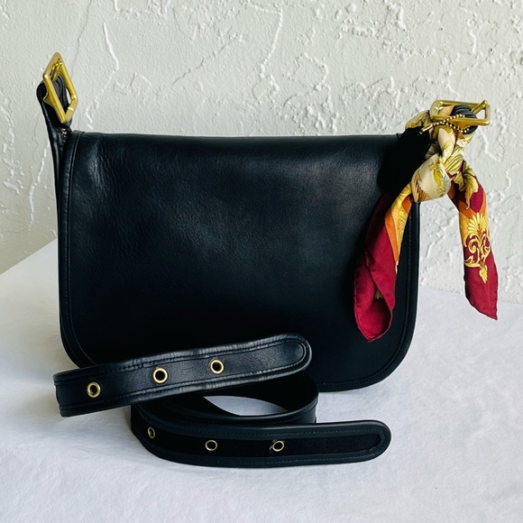 Coach Handbags - VINTAGE COACH LARGE SADDLE PATRICIA LEGACY BLACK 9951 LEATHER FLAP CROSSBODY BAG